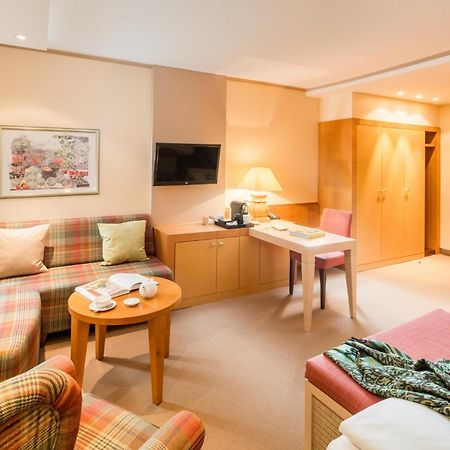 Romantik Hotel Waldschloesschen ชลีสวิก ภายนอก รูปภาพ