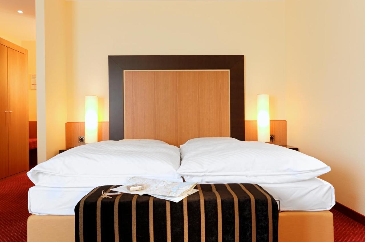 Romantik Hotel Waldschloesschen ชลีสวิก ภายนอก รูปภาพ